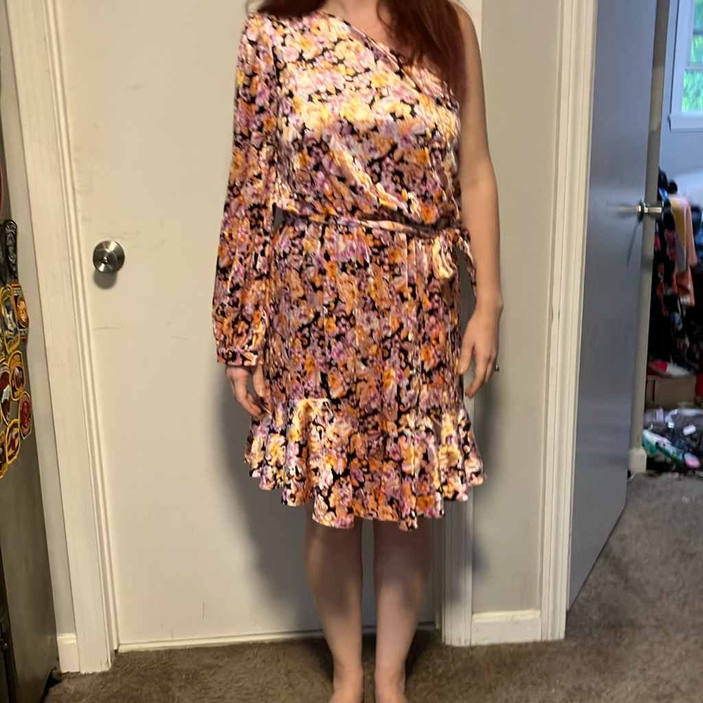 Excellent Condition Bcbgeneration Floral Ruched Dress Size 6
